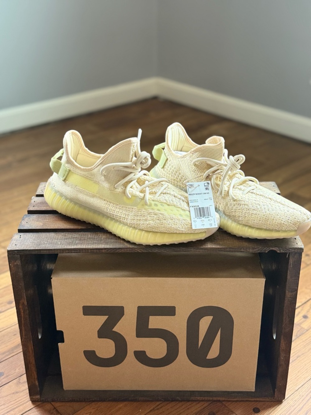 Yeezy Men’s Sneakers in color Bone